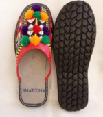 Babouche berbère femme cuir brodée au fil de coton coloré – Image 5