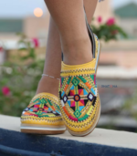Babouches jaunes marocaines berbères